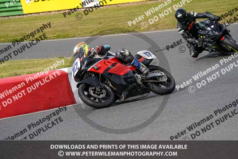 enduro digital images;event digital images;eventdigitalimages;mallory park;mallory park photographs;mallory park trackday;mallory park trackday photographs;no limits trackdays;peter wileman photography;racing digital images;trackday digital images;trackday photos